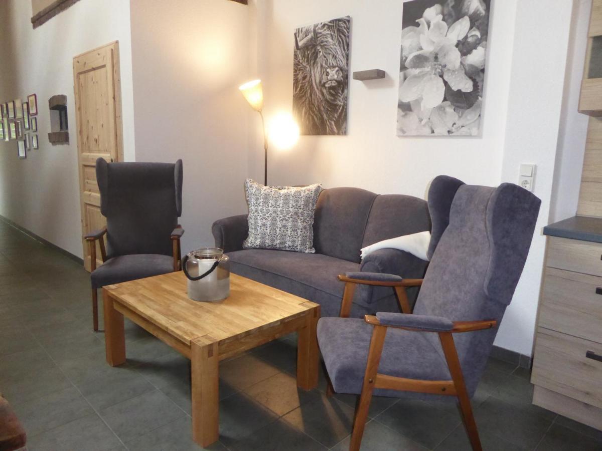 Ferienwohnung Gulf Im Gulfhof Am Kanal Grossefehn Luaran gambar